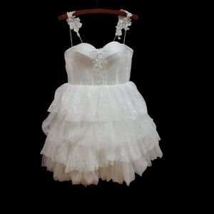 Formal Dress Womens Size M Elegant White Layered Wedding Midi Beaded Lace